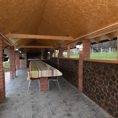 Ivanovic Vikendica Holiday home Debeljaci